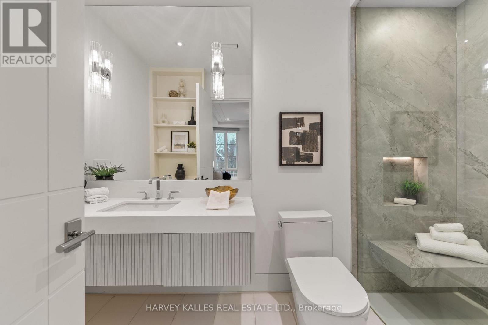 335 LYTTON BOULEVARD