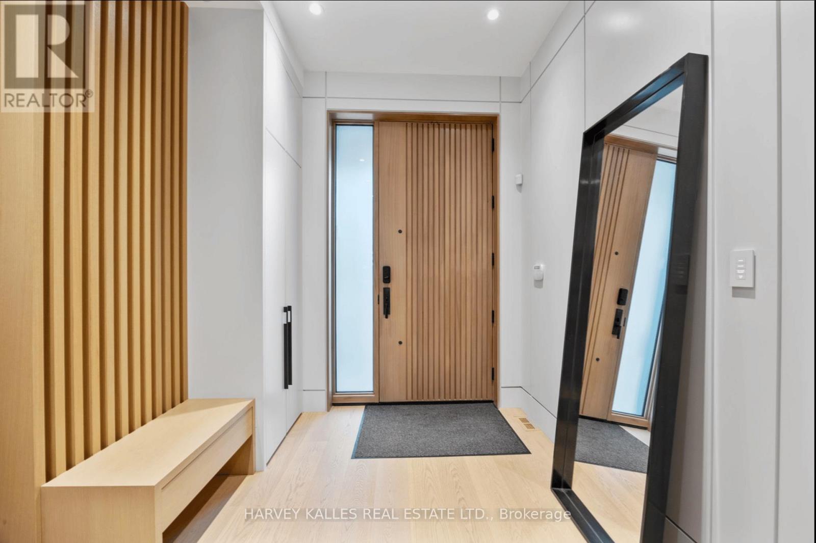 43 SUMMERHILL AVENUE