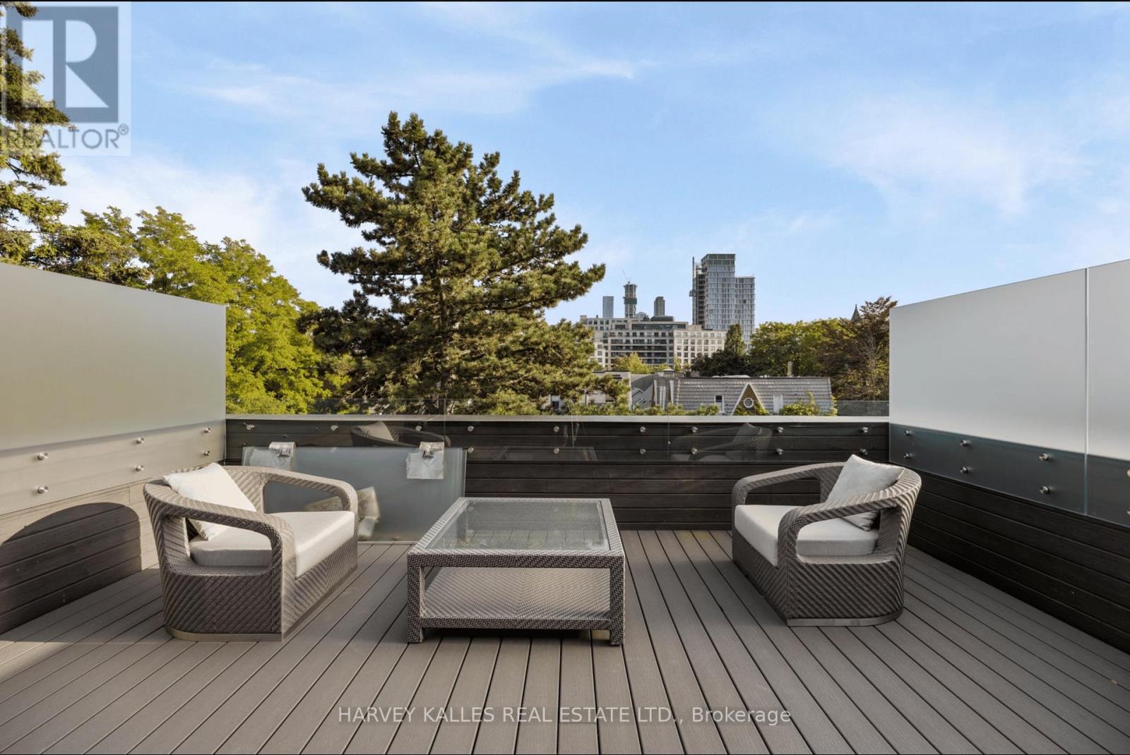 43 SUMMERHILL AVENUE