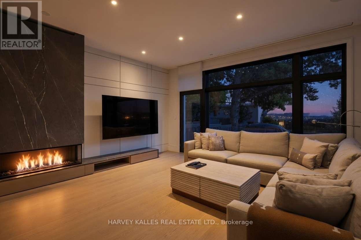 43 SUMMERHILL AVENUE