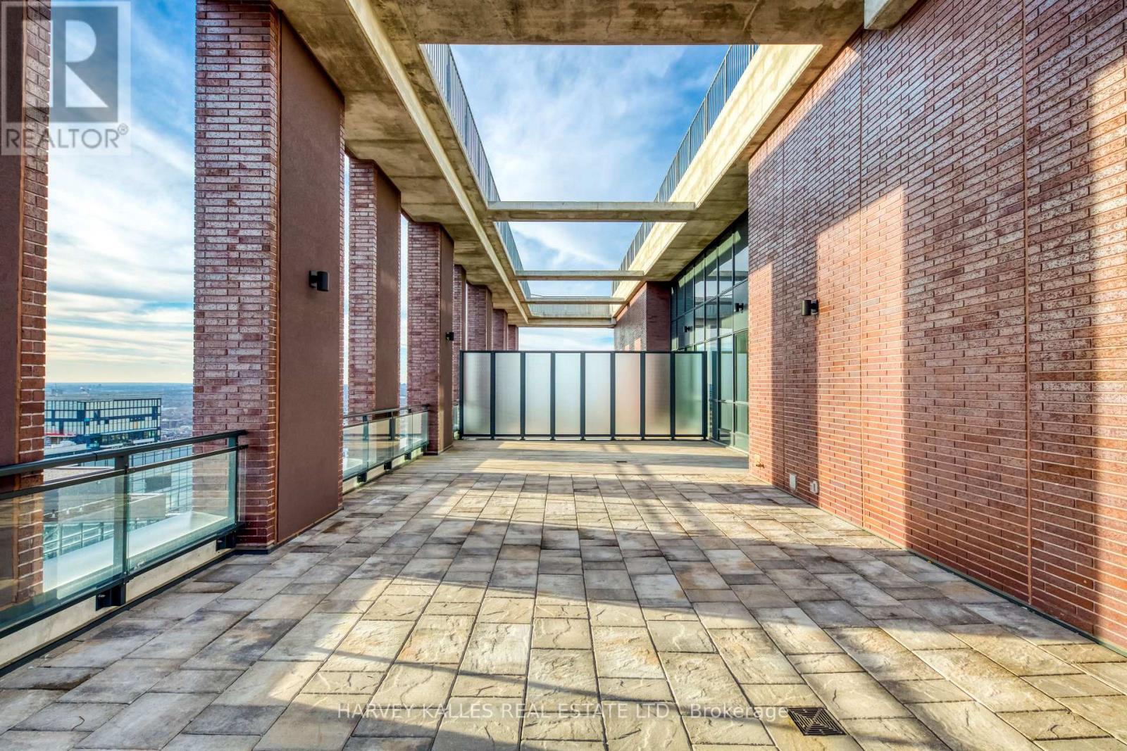 4801 - 99 JOHN STREET