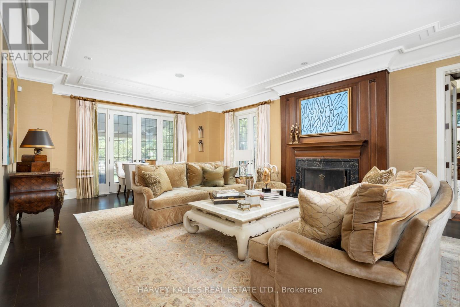 175 TEDDINGTON PARK AVENUE