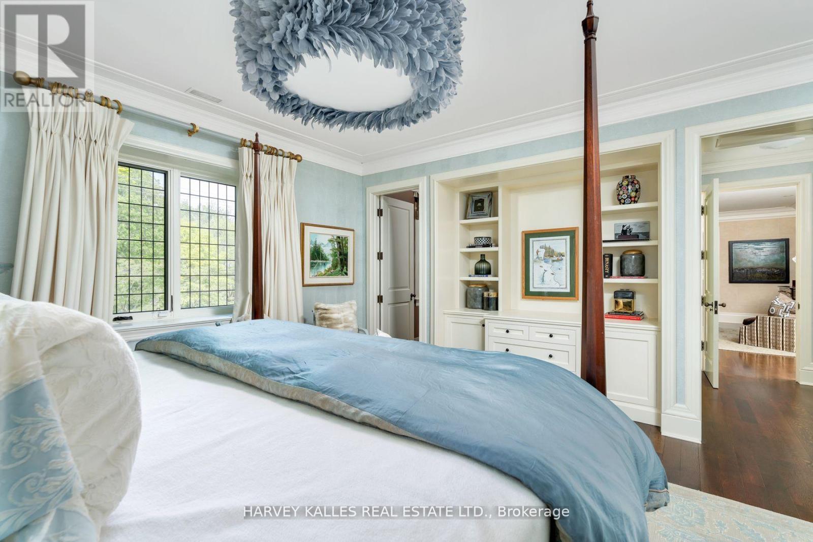 175 TEDDINGTON PARK AVENUE