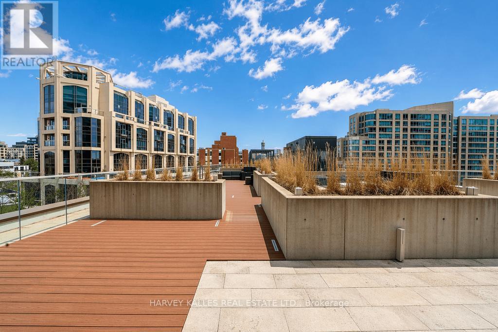 2603 - 32 DAVENPORT ROAD