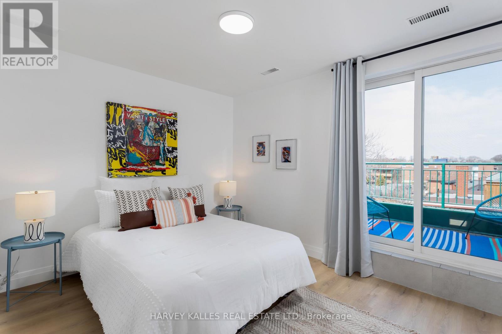 #2 FL3 - 1106 DUNDAS STREET W