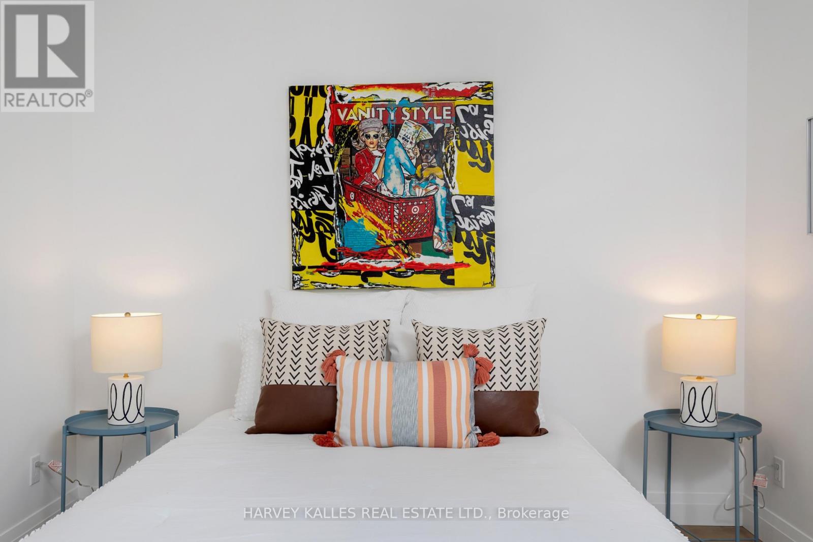 #2 FL3 - 1106 DUNDAS STREET W