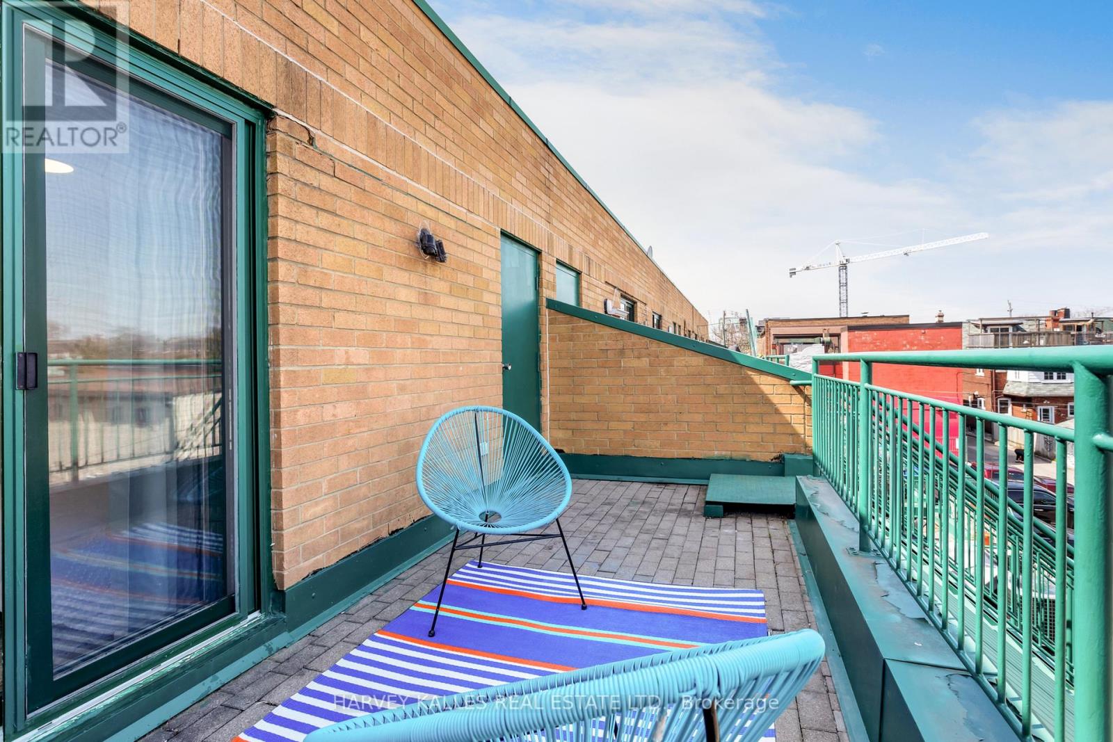 #2 FL3 - 1106 DUNDAS STREET W