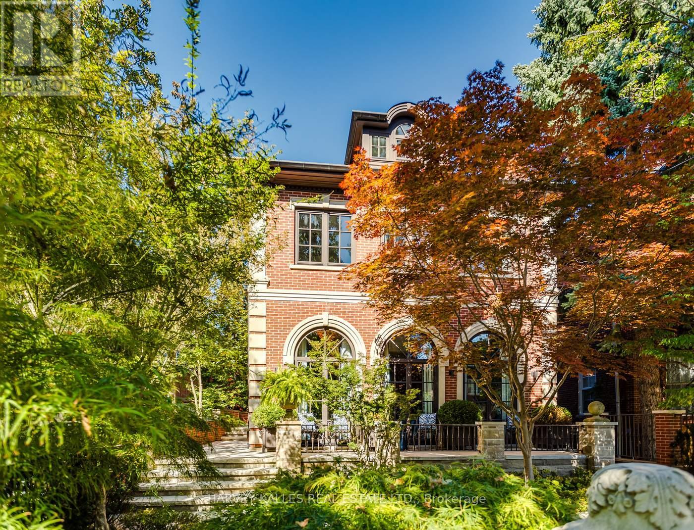 92 SOUTH DRIVE