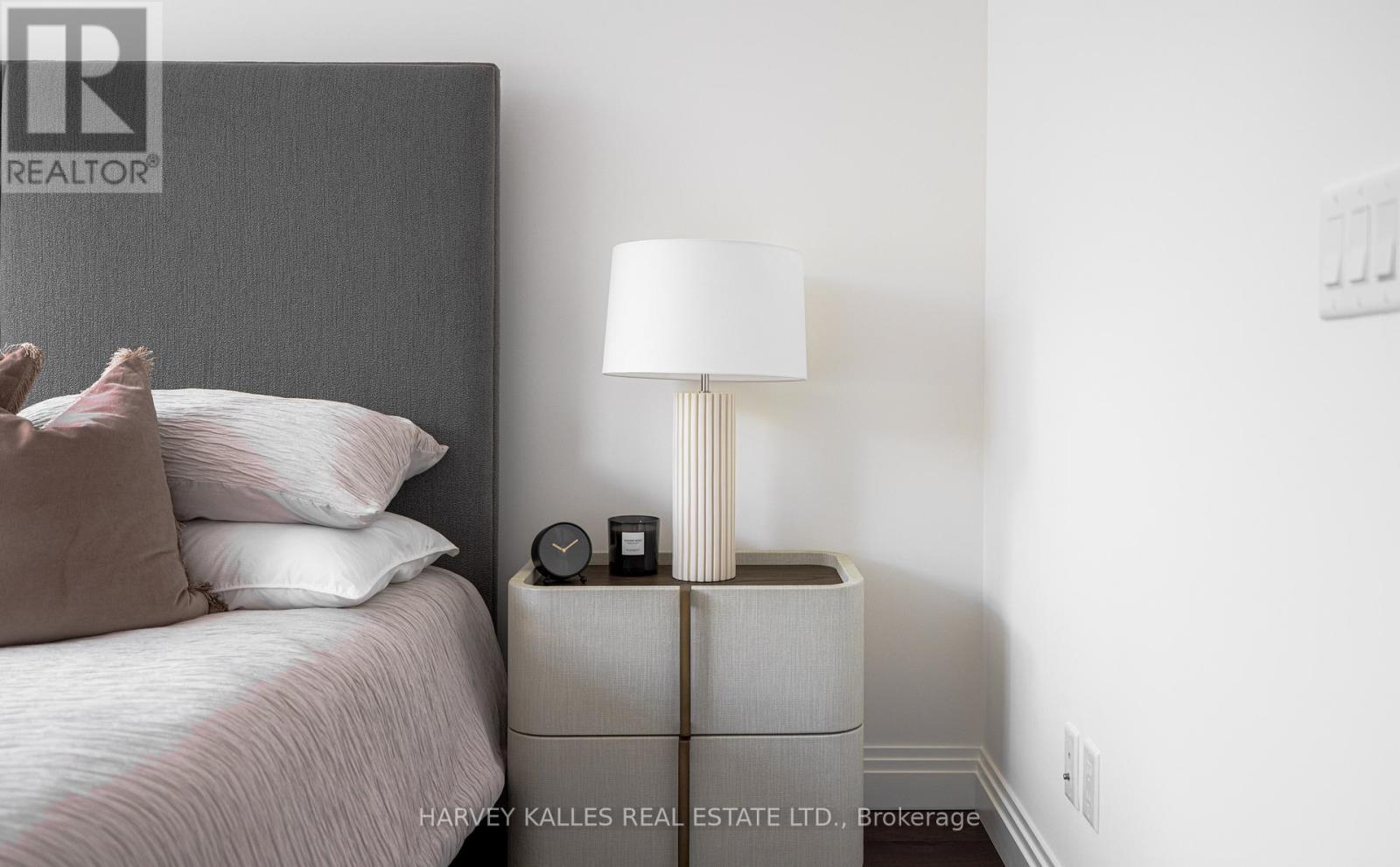 123 - 1 BENVENUTO PLACE