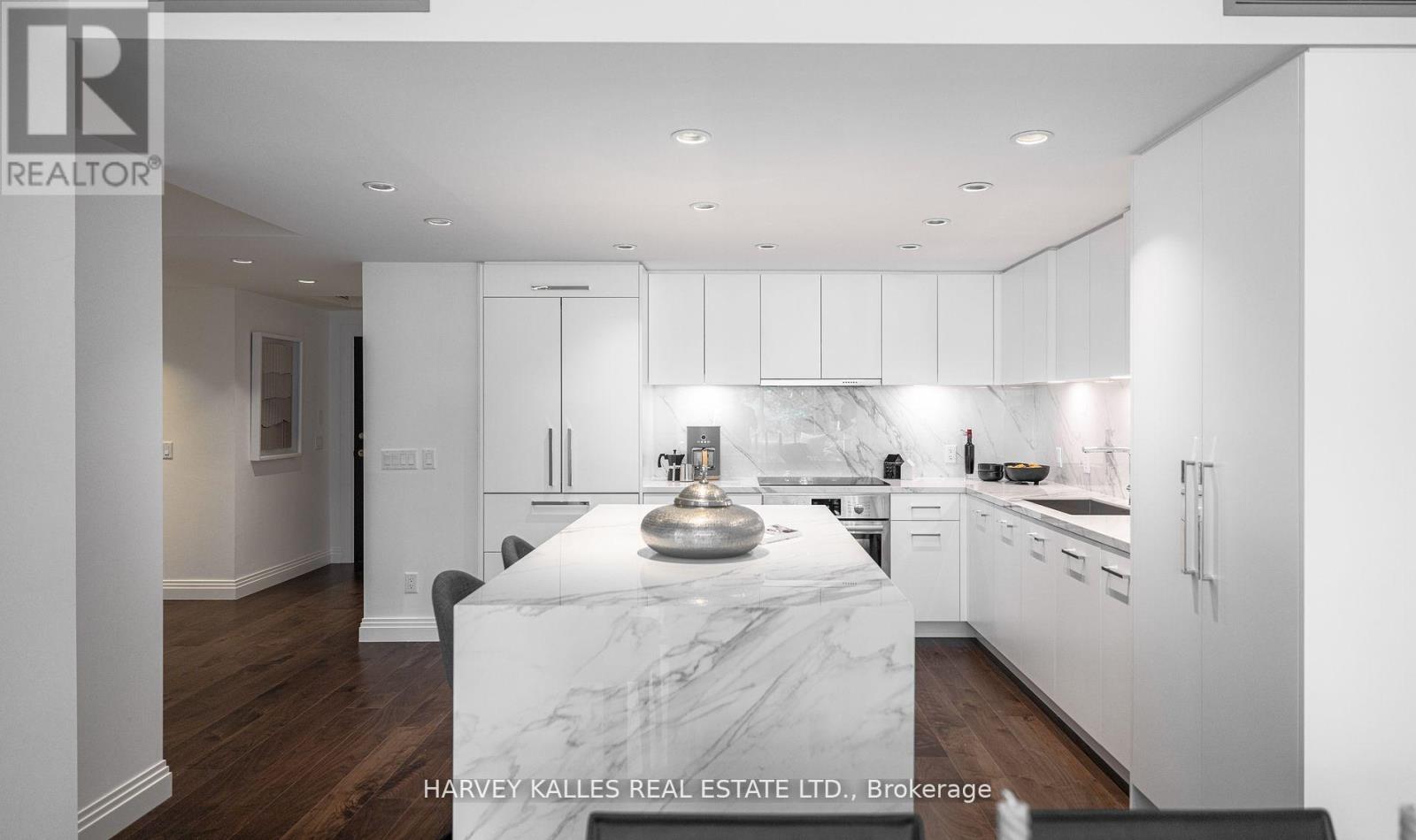 123 - 1 BENVENUTO PLACE