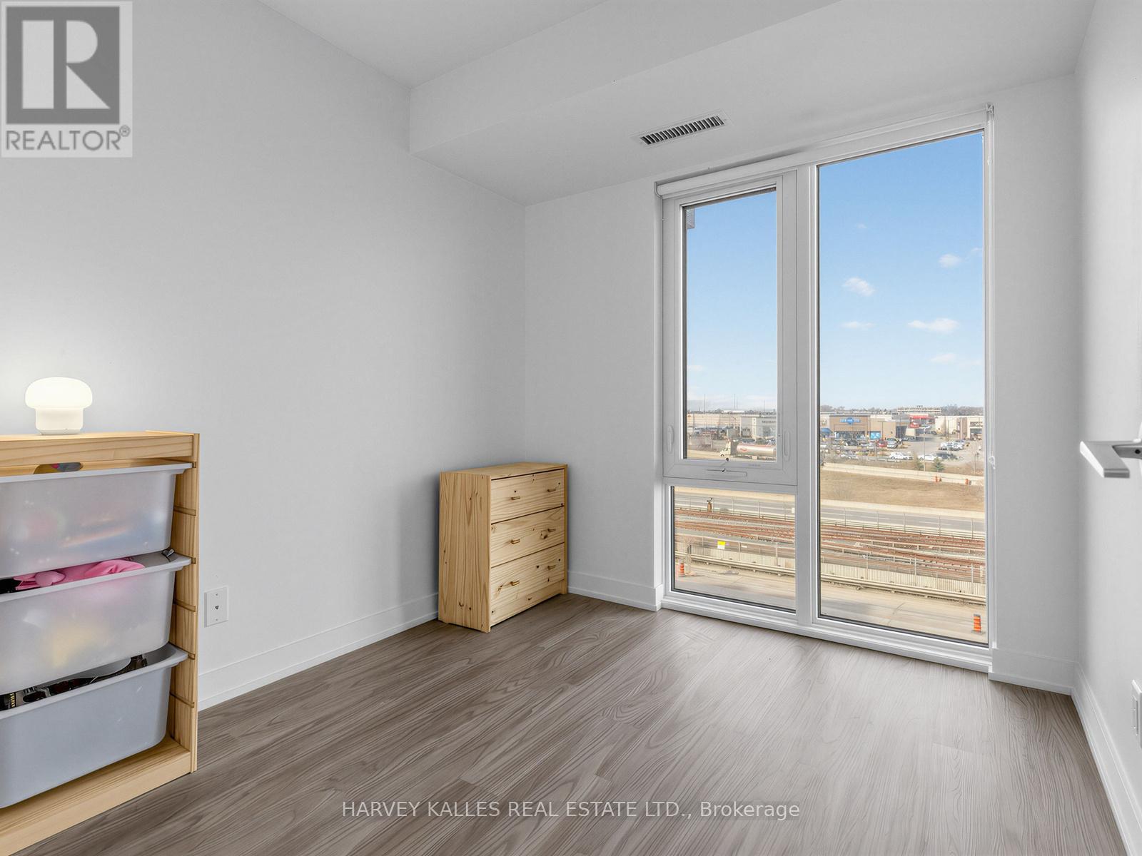 614 - 38 MONTE KWINTER COURT