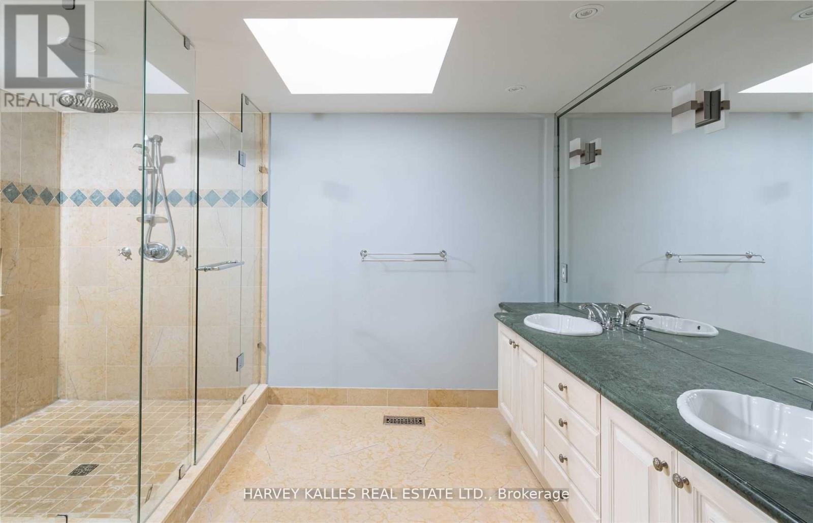 22 LOWER VILLAGE GATE