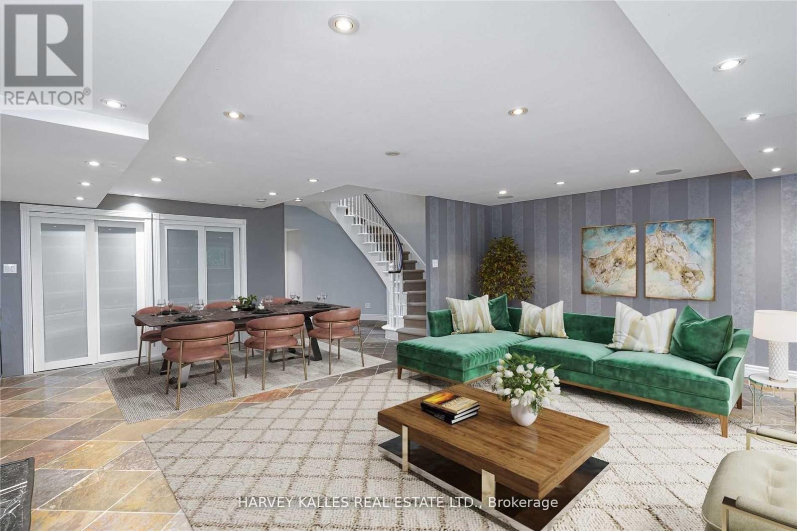 22 LOWER VILLAGE GATE