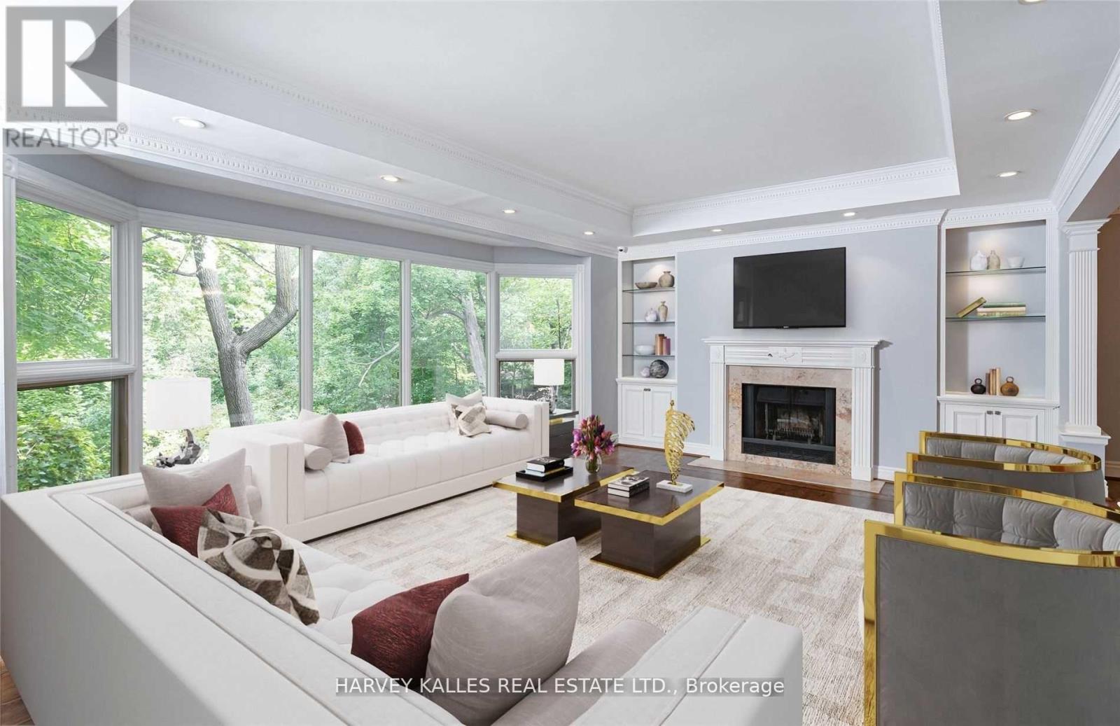 22 LOWER VILLAGE GATE