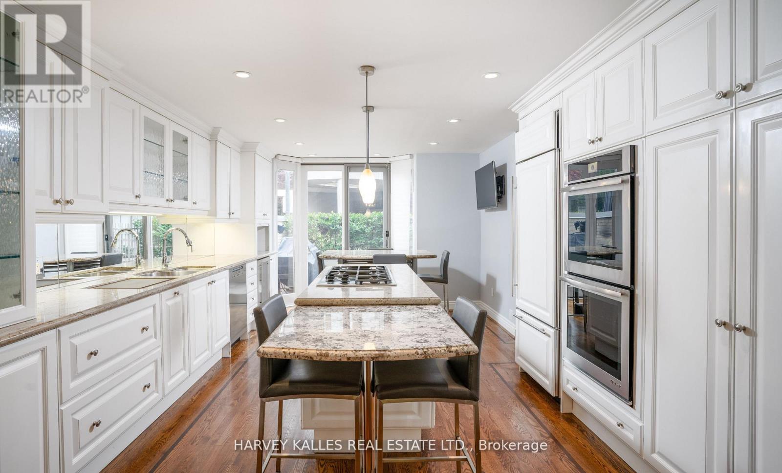 22 LOWER VILLAGE GATE