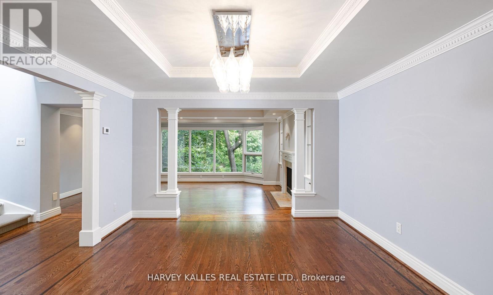 22 LOWER VILLAGE GATE