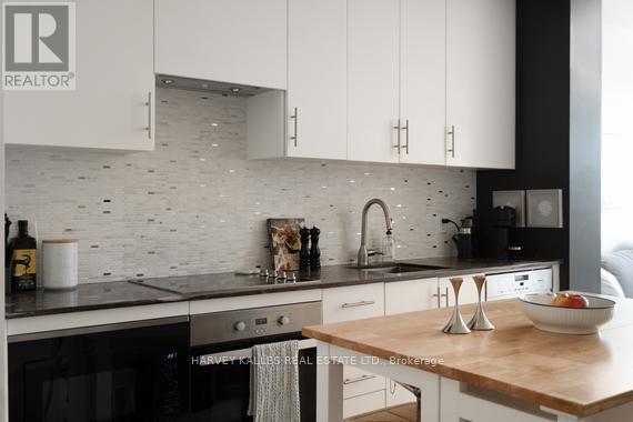 709 - 23 GLEBE ROAD W