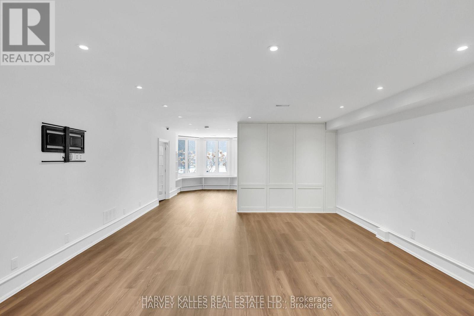 113 COLDSTREAM AVENUE