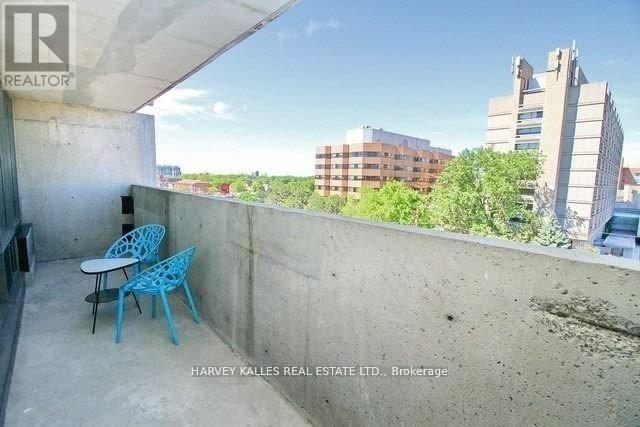 602 - 3555 BATHURST STREET