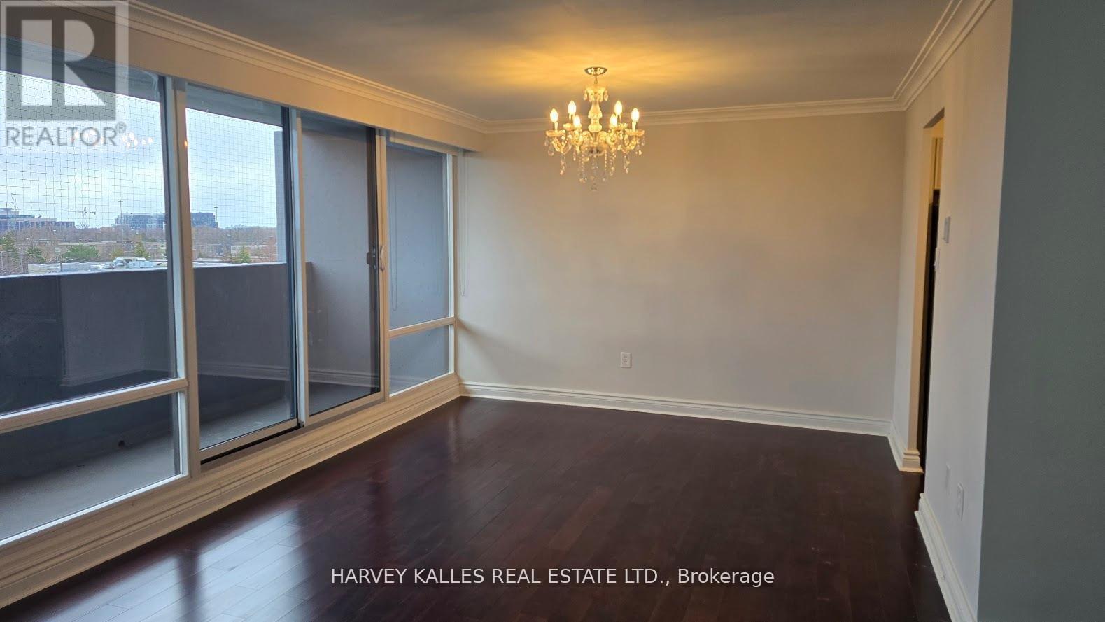 602 - 3555 BATHURST STREET