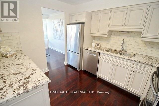602 - 3555 BATHURST STREET