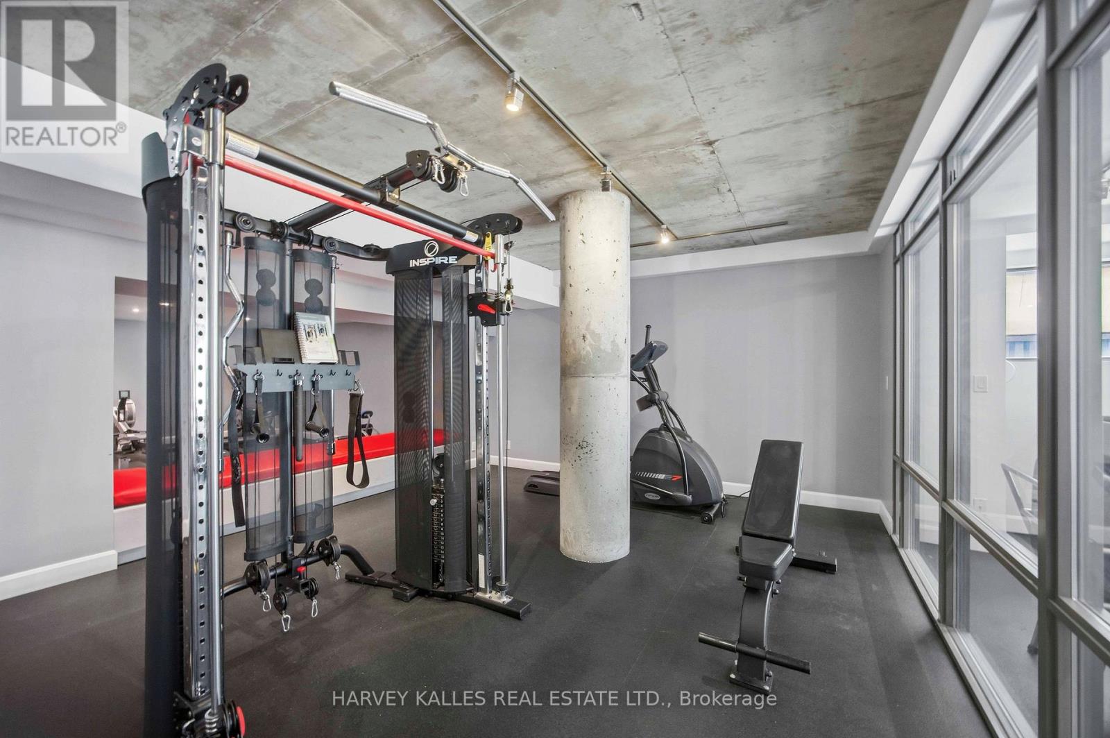 PH2 - 22 WELLESLEY STREET E