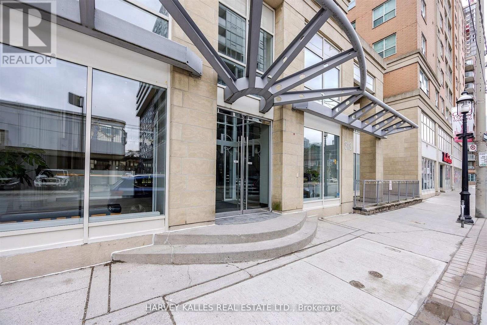 1405 - 323 RICHMOND STREET E