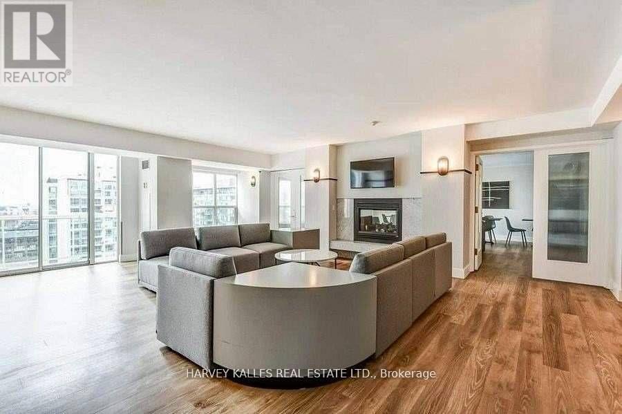 1405 - 323 RICHMOND STREET E