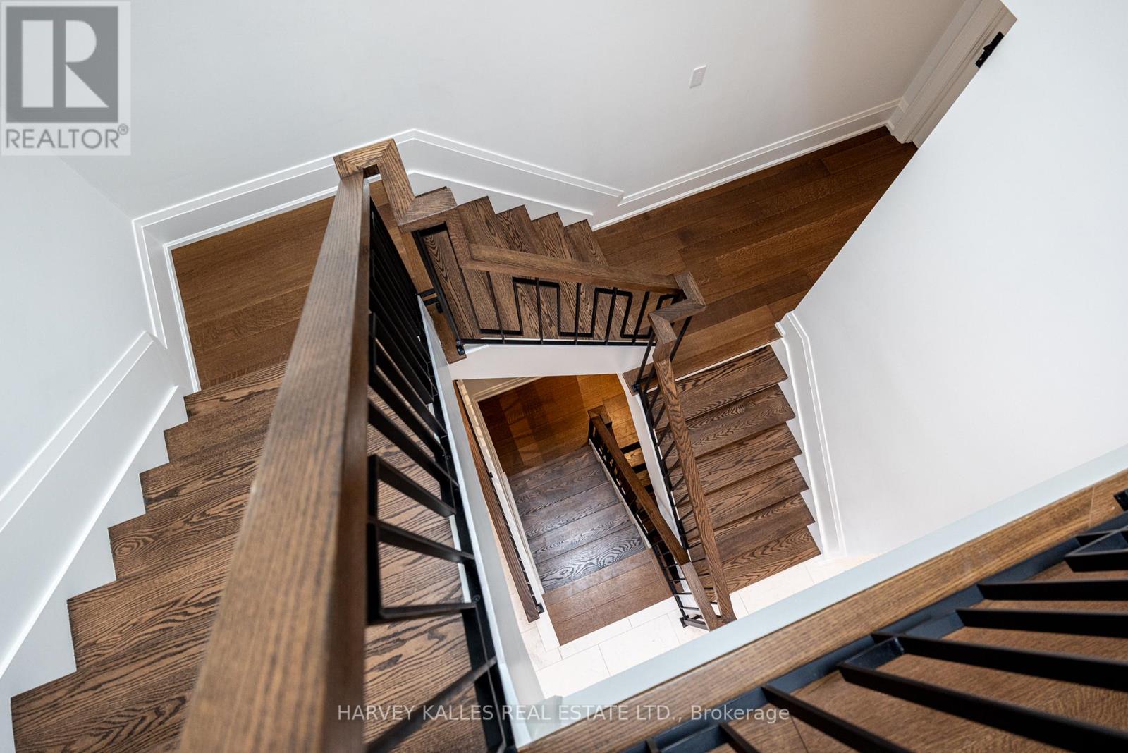 264 CORTLEIGH BOULEVARD