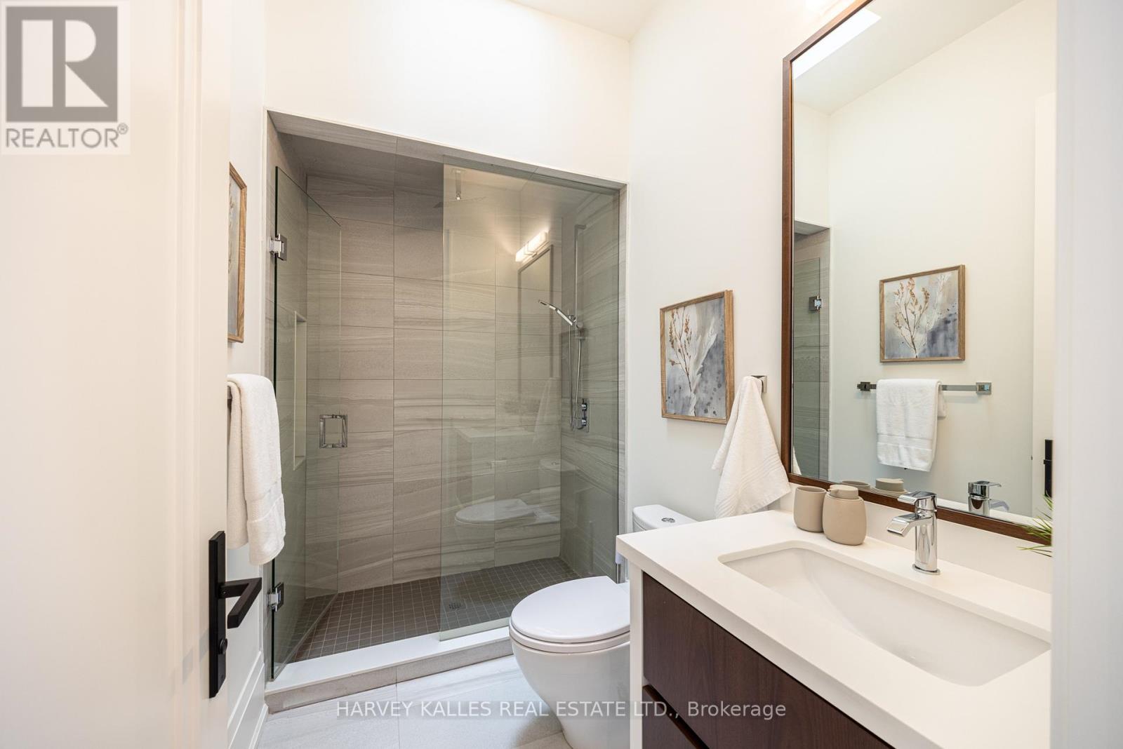 264 CORTLEIGH BOULEVARD