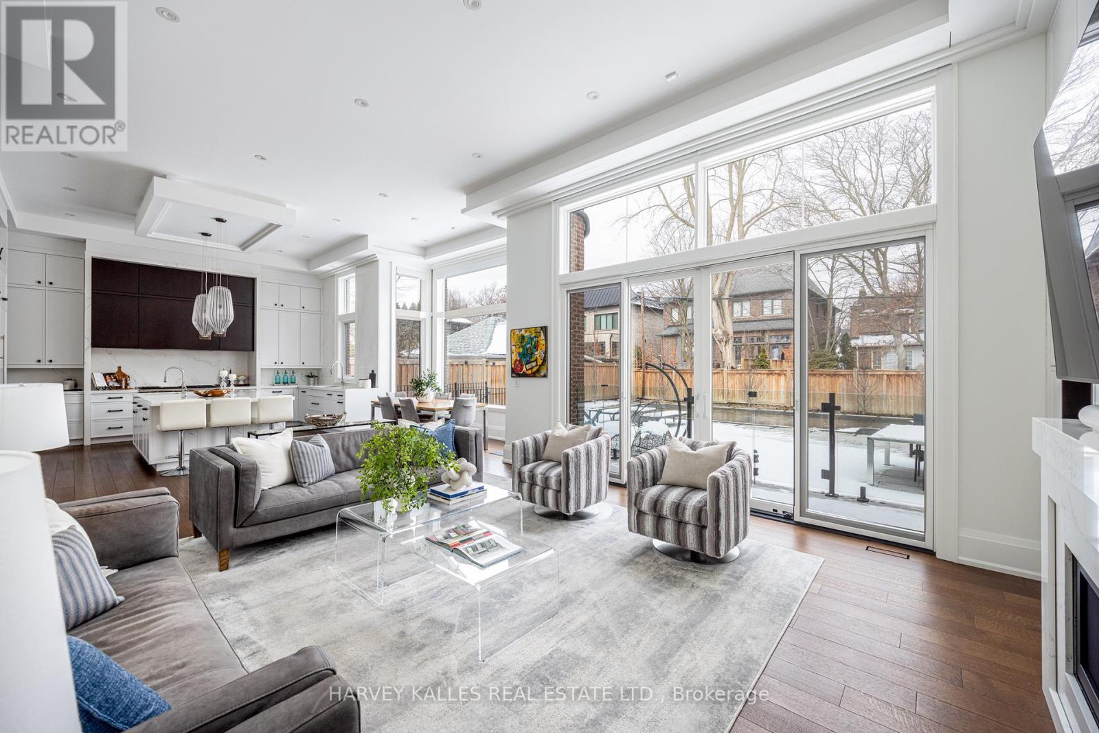 264 CORTLEIGH BOULEVARD
