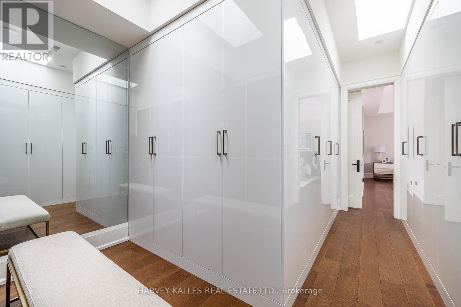 264 CORTLEIGH BOULEVARD