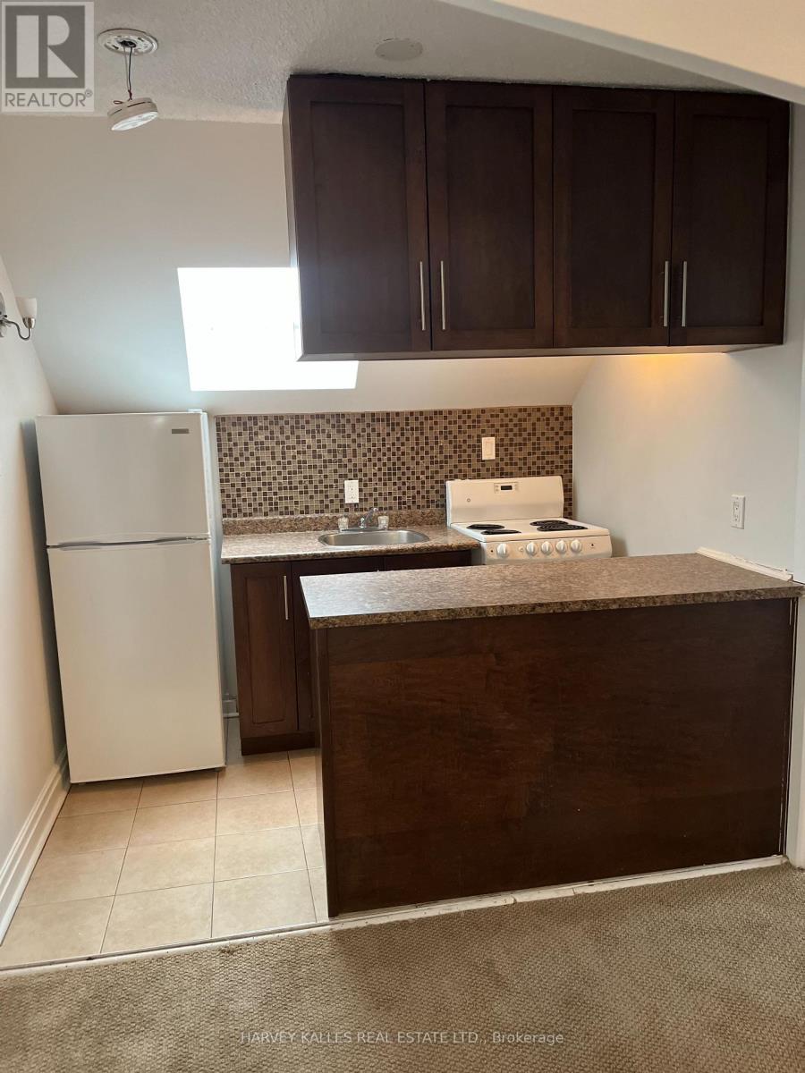 3RD FLOOR - 440 AVENUE ROAD