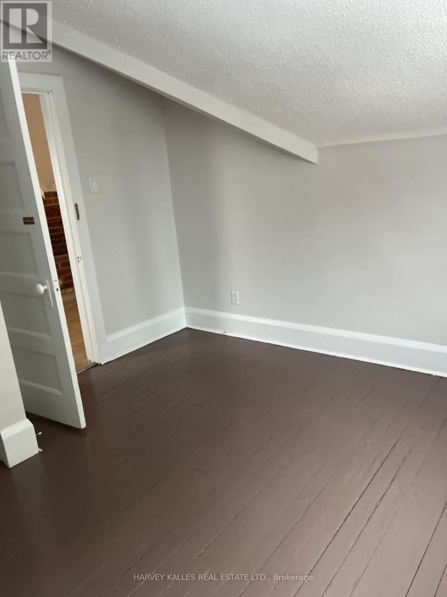 3RD FLOOR - 440 AVENUE ROAD