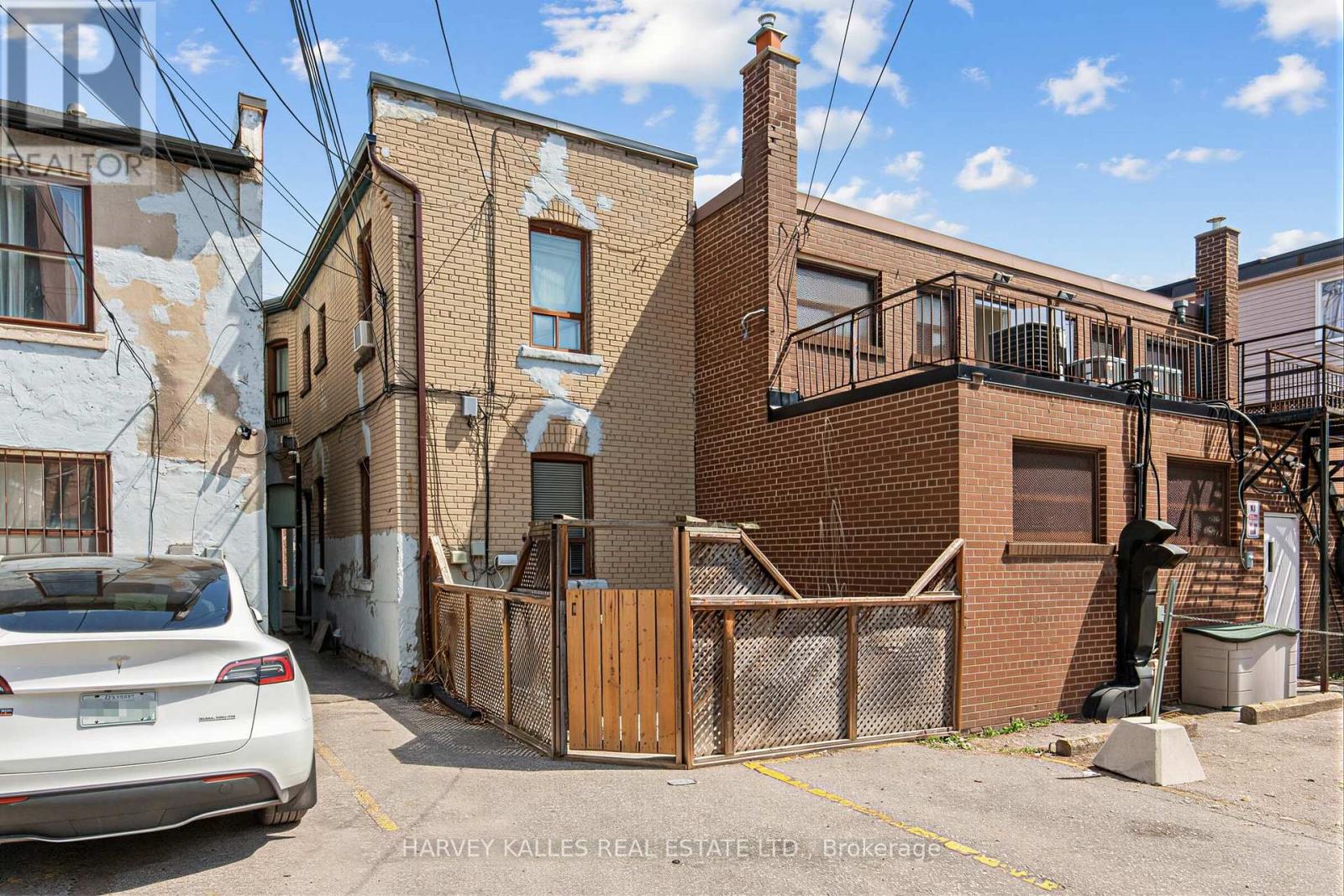 1378 BATHURST STREET