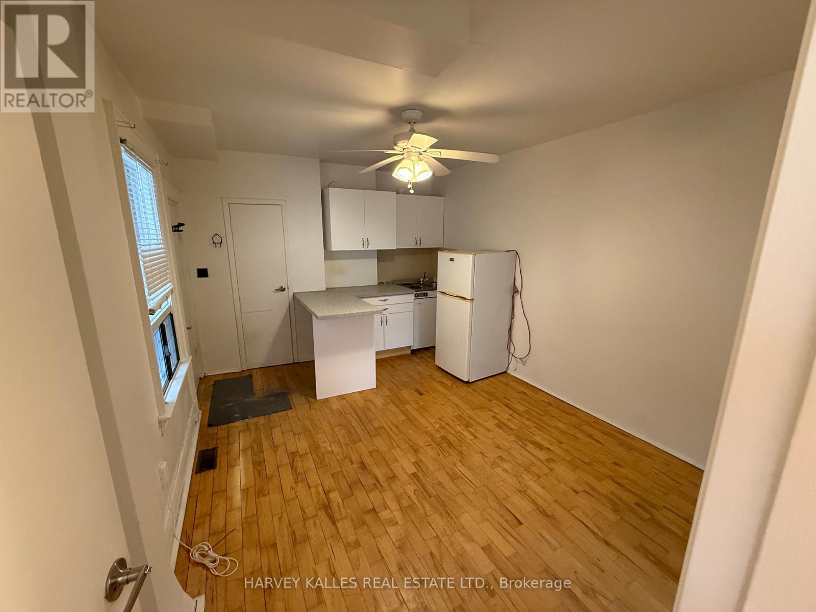 1378 BATHURST STREET