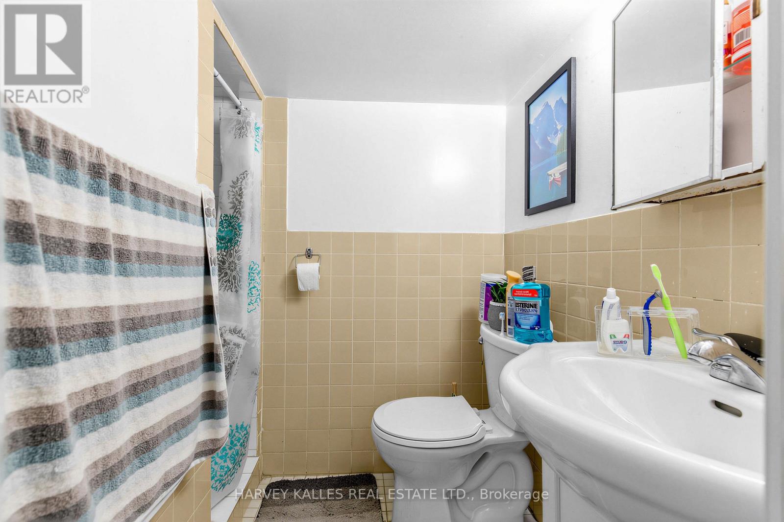 1378 BATHURST STREET