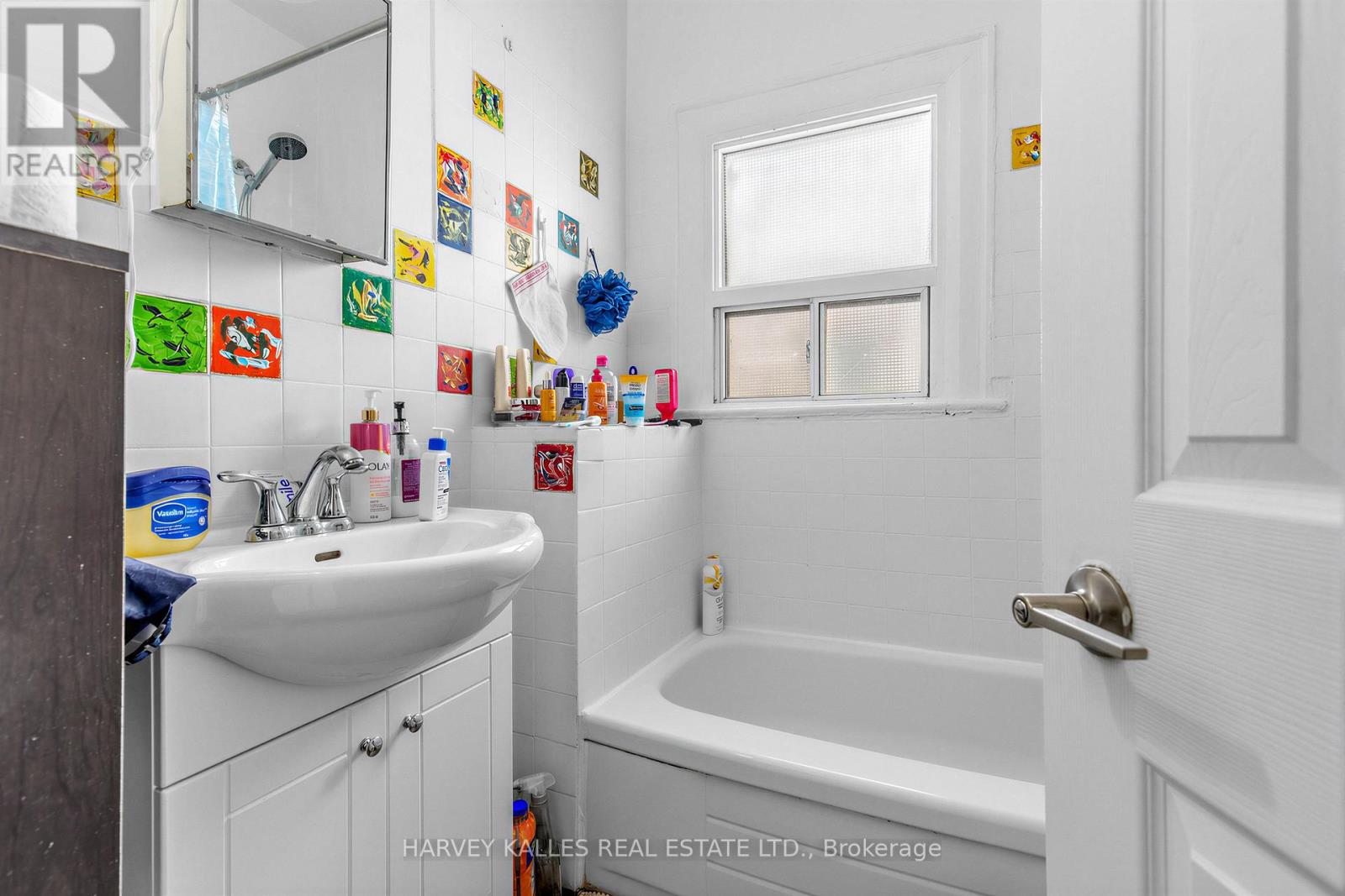 1378 BATHURST STREET
