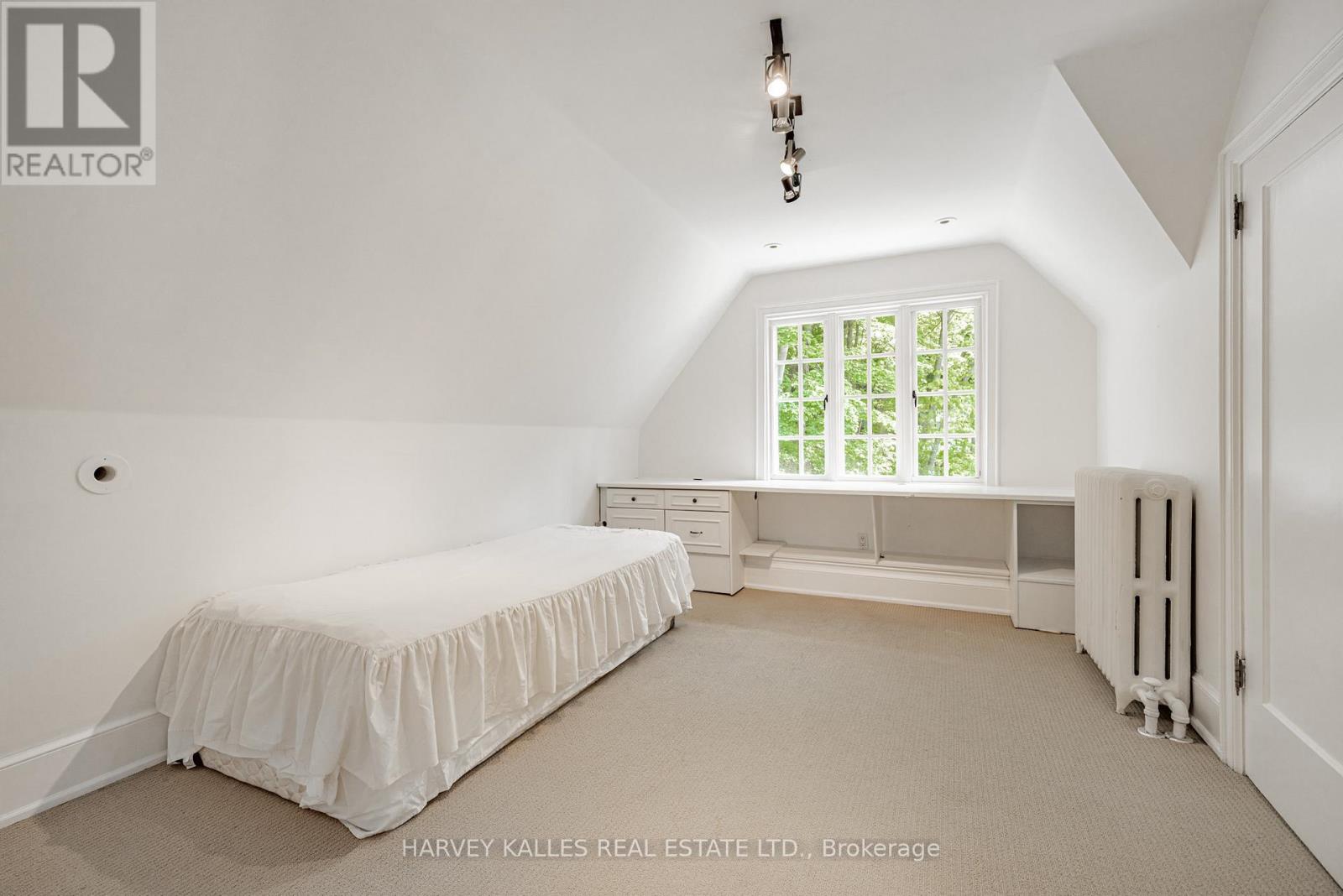 42 BROOKFIELD ROAD