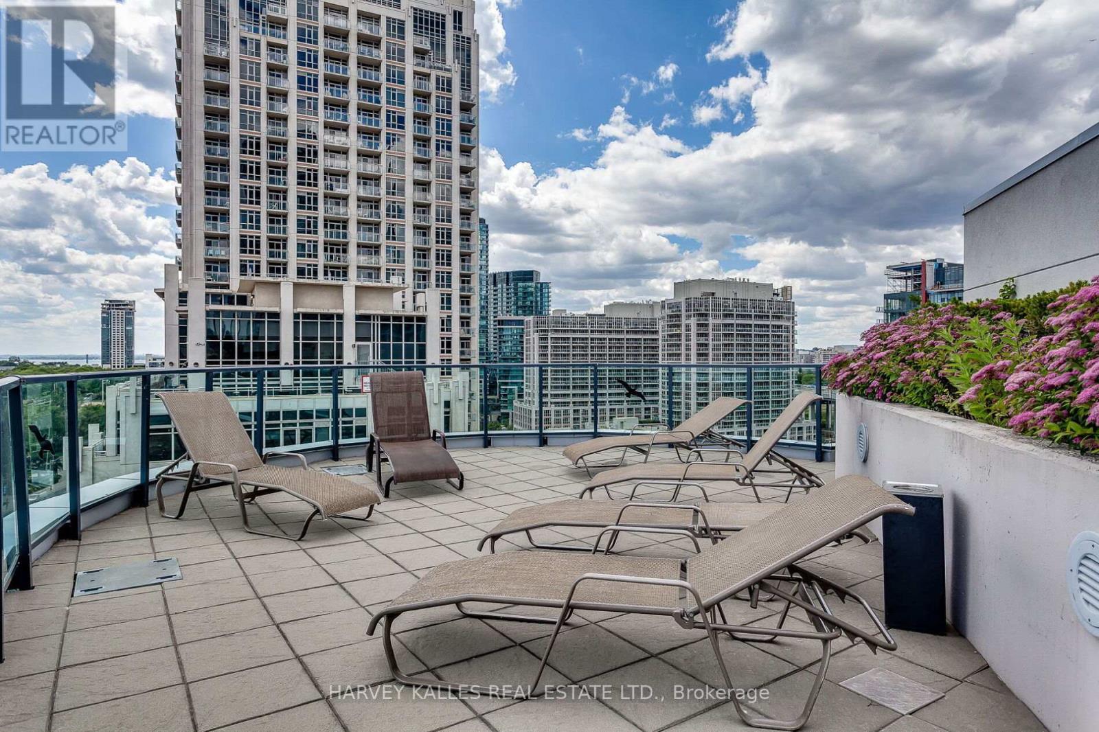 401 - 600 FLEET STREET
