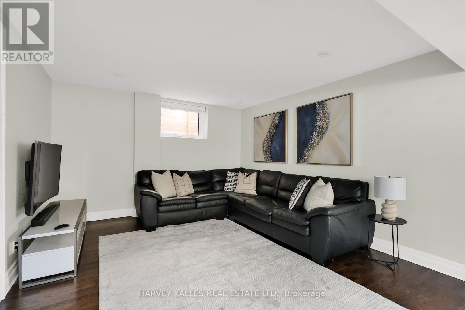 131 BANNOCKBURN AVENUE