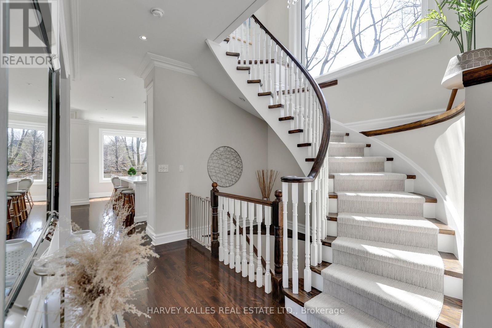 131 BANNOCKBURN AVENUE