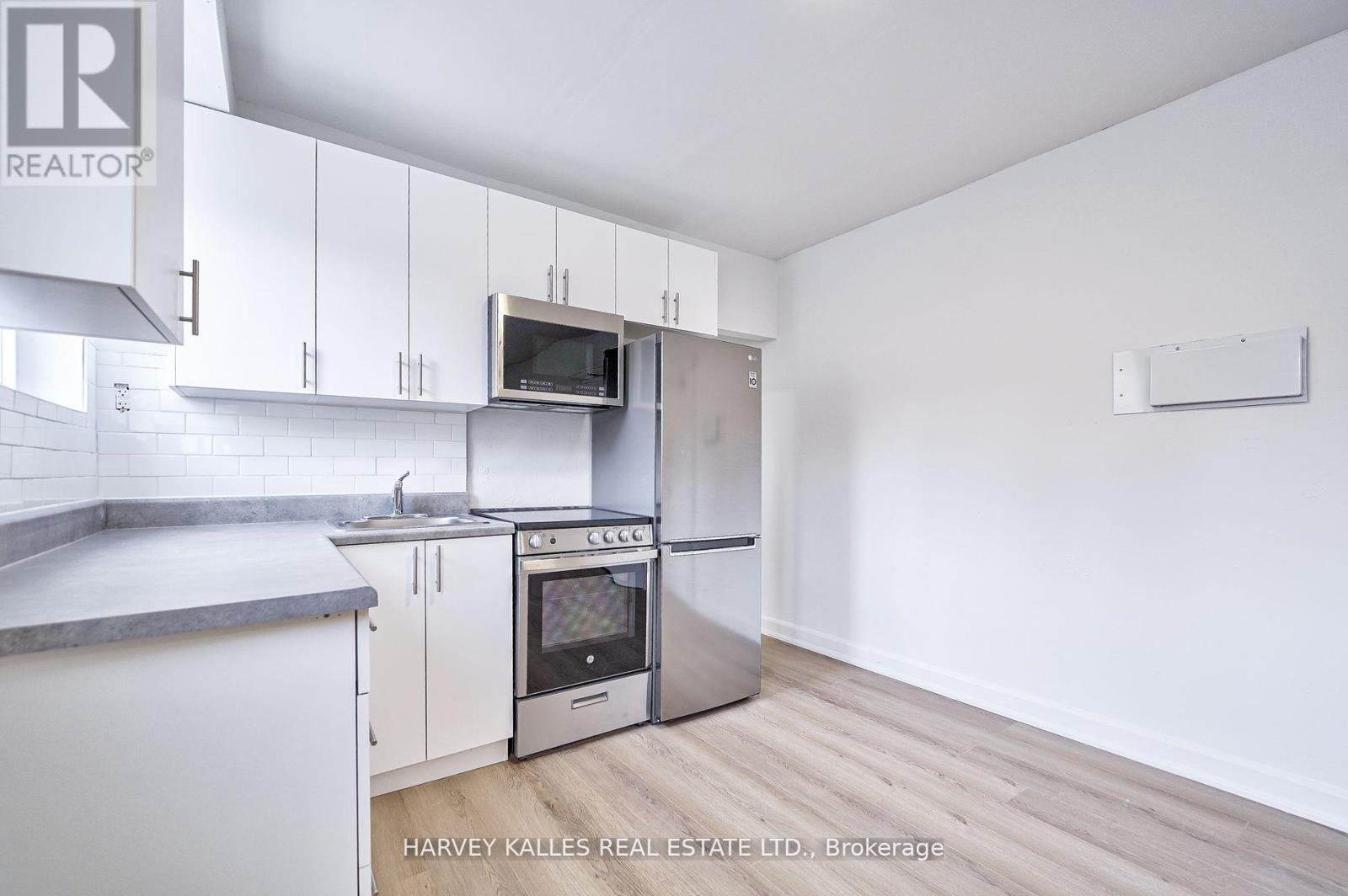 UNIT 3 - 1046 BATHURST STREET