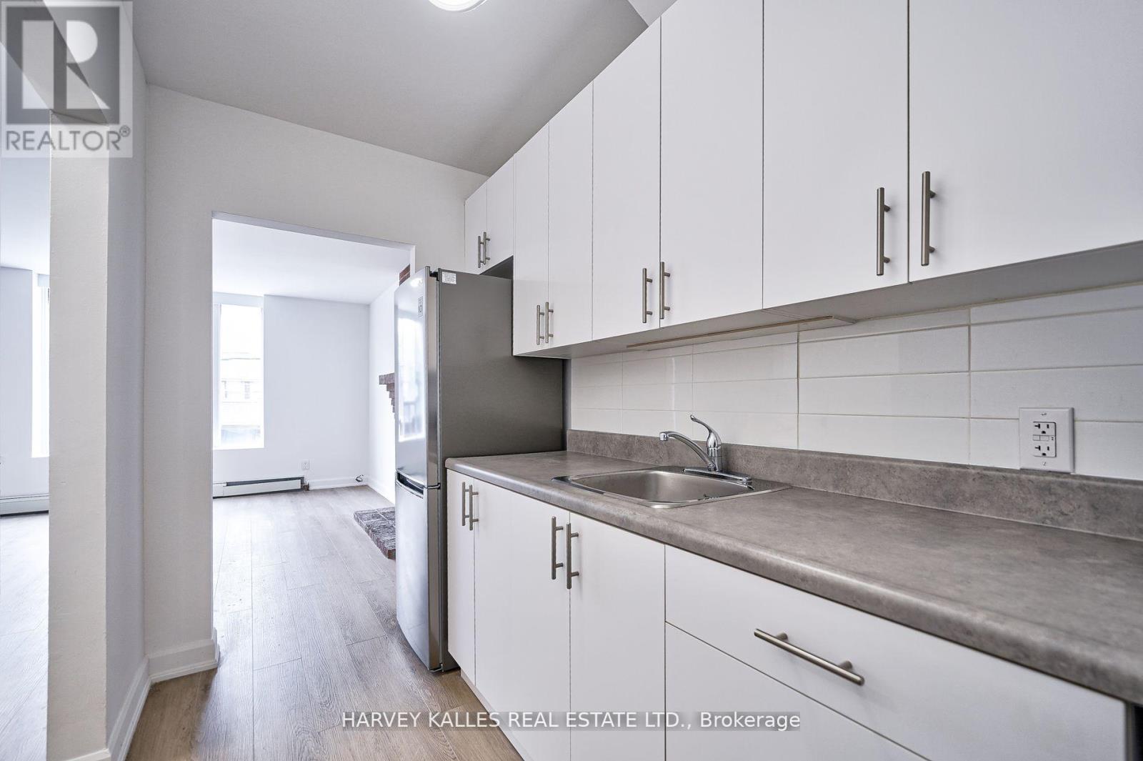 UNIT 1 - 1046 BATHURST STREET
