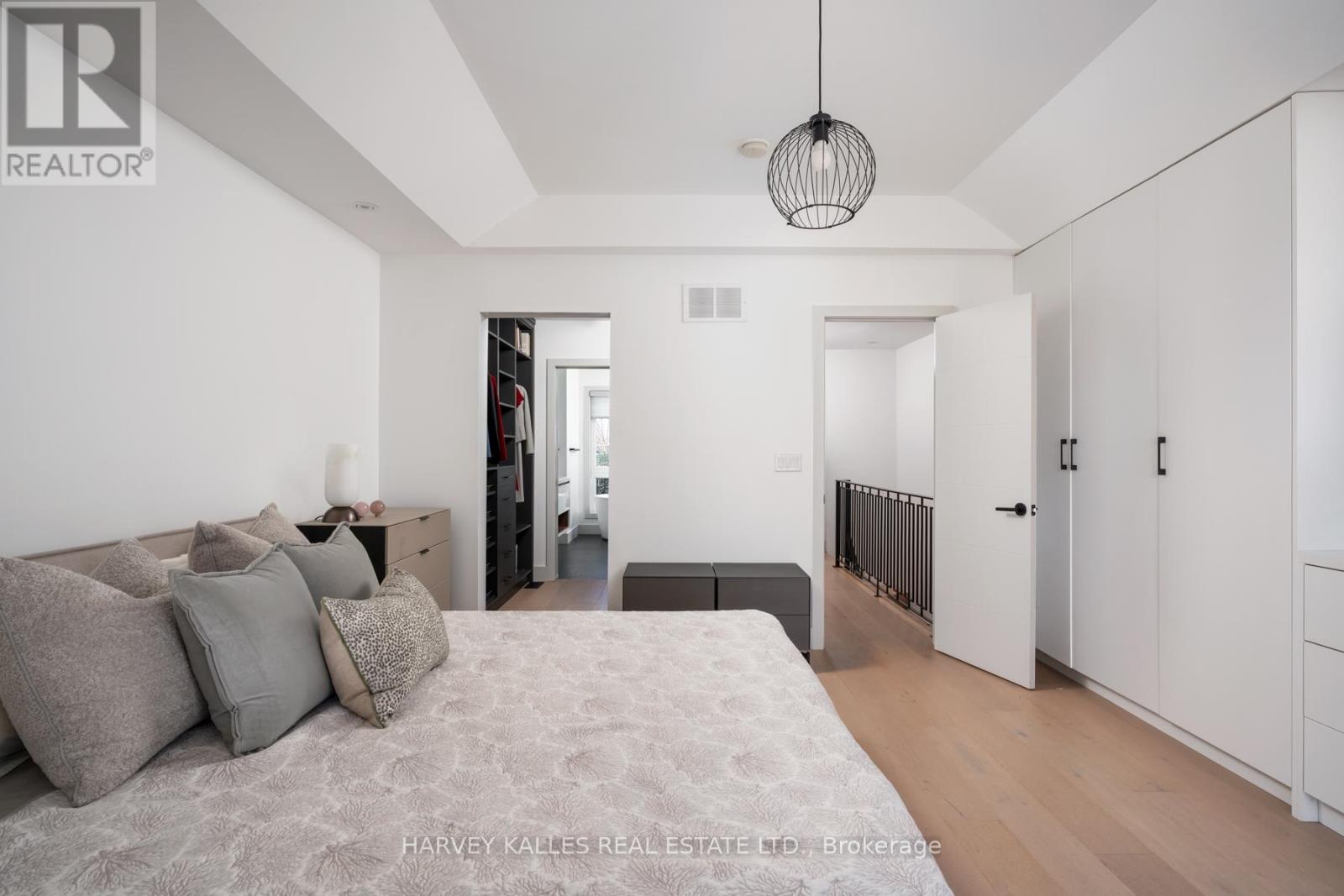 38 ALAMEDA AVENUE