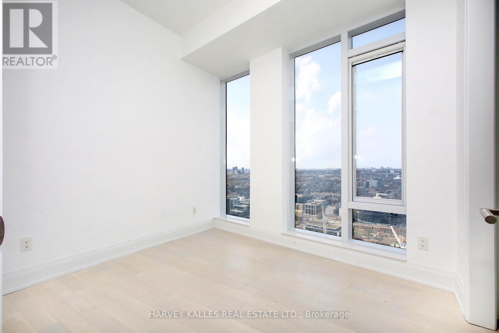 3405 - 470 FRONT STREET