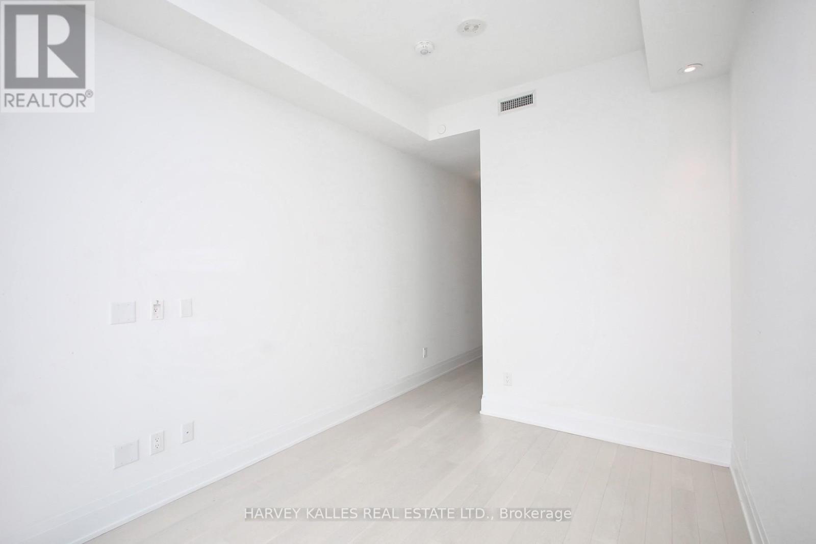 3405 - 470 FRONT STREET