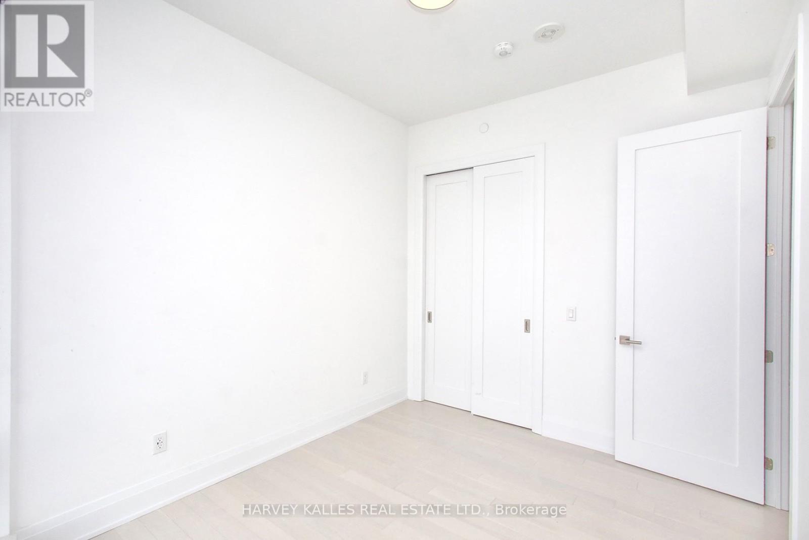 3405 - 470 FRONT STREET