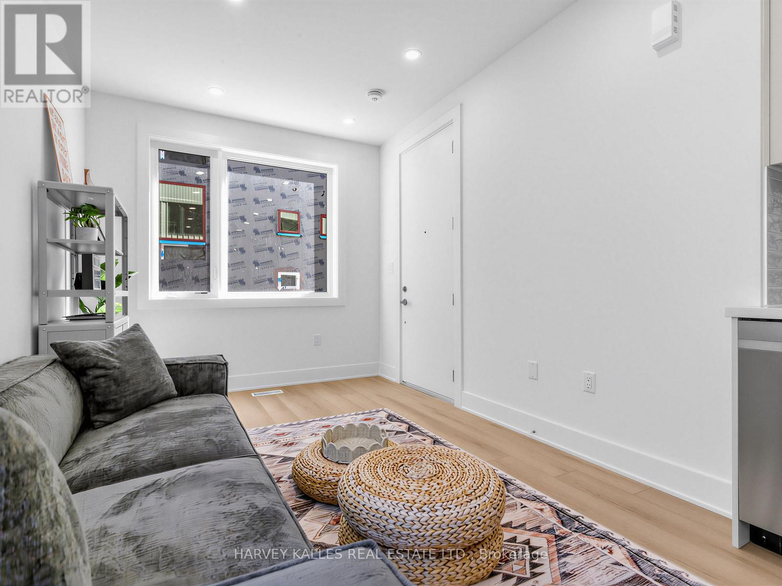 6B - 45 BELLEVUE AVENUE