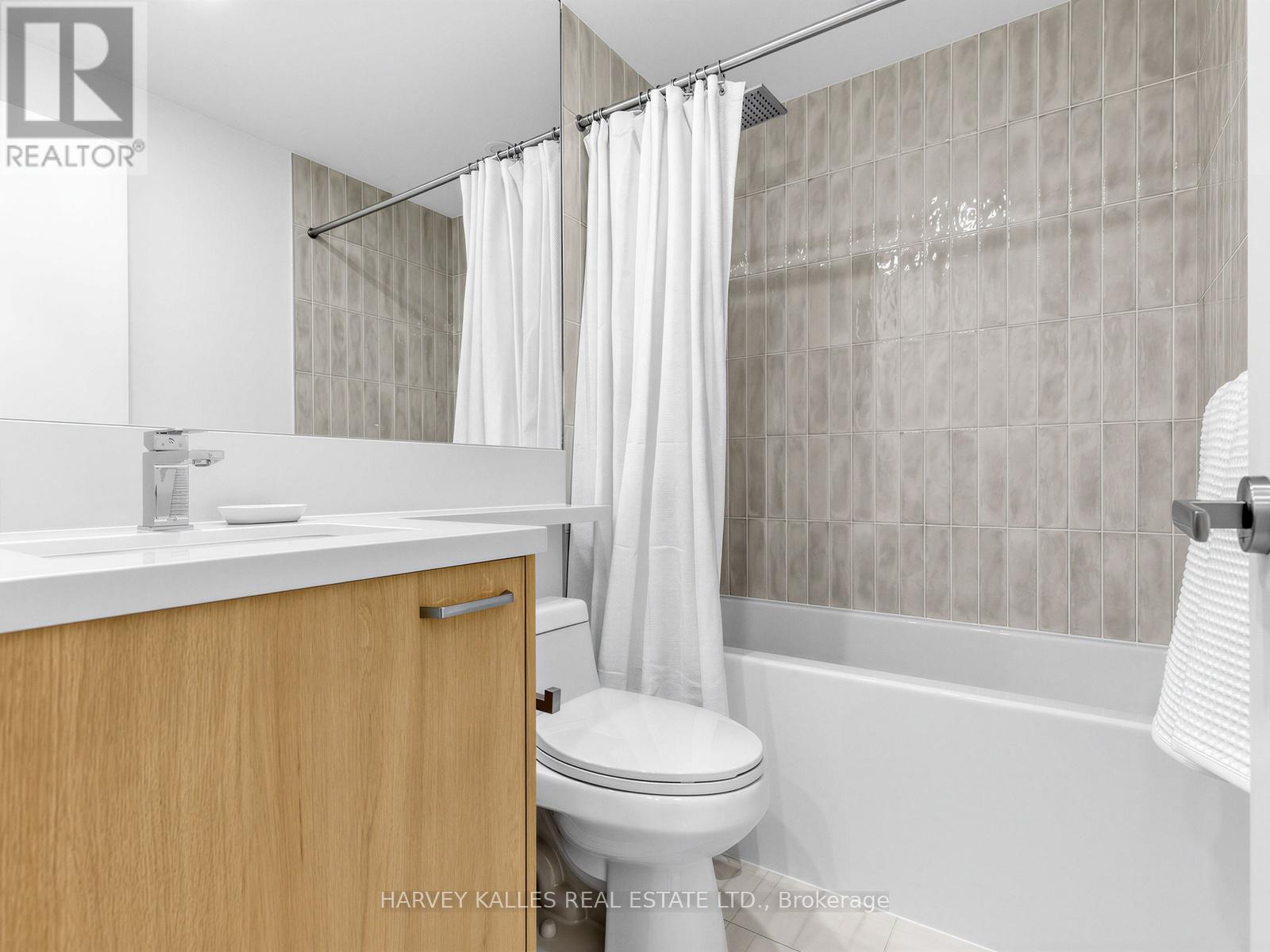 6B - 45 BELLEVUE AVENUE